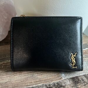 Authentic YSL SAINT LAURENT "monogram" Small Zipped Wallet In Black